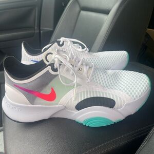 Nike superrep go